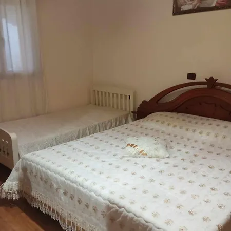 Mateo & Sara Guesthouse. * Libohove